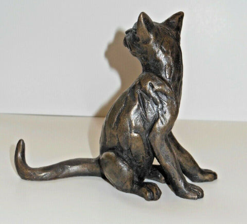 ORIELE BRONZE - CAT TURNED